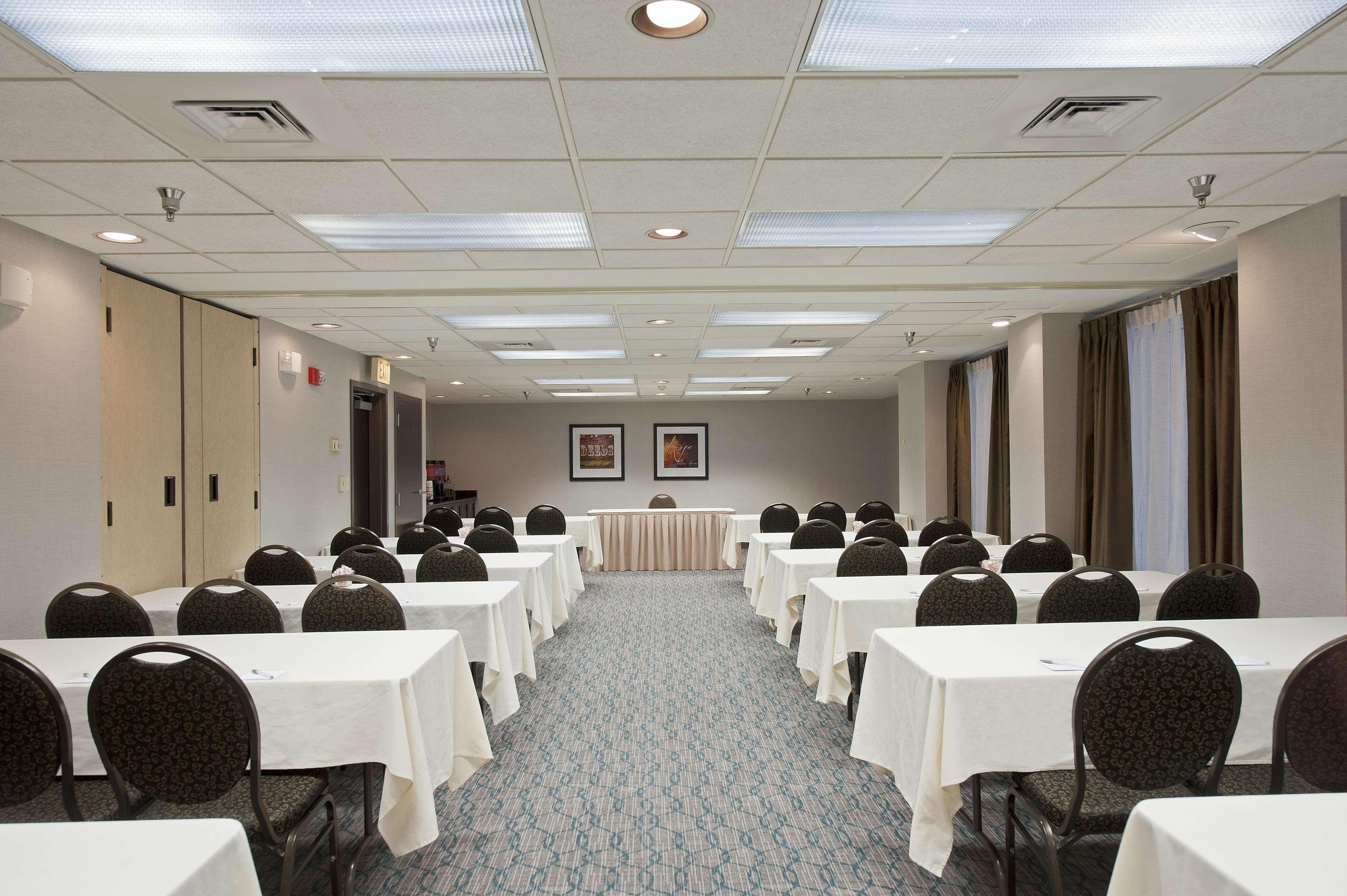 Hampton Inn & Suites Lincolnshire Eksteriør bilde